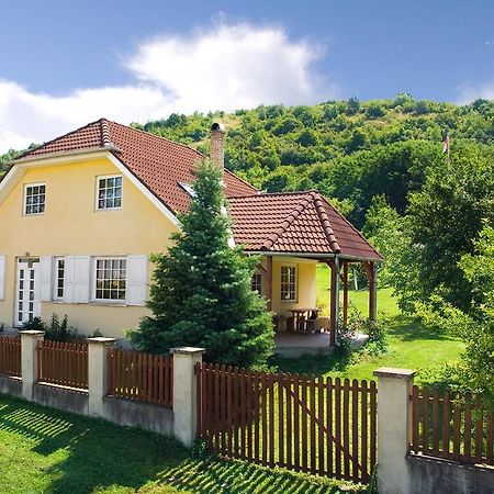 Babakalacs Villa Fony Екстериор снимка